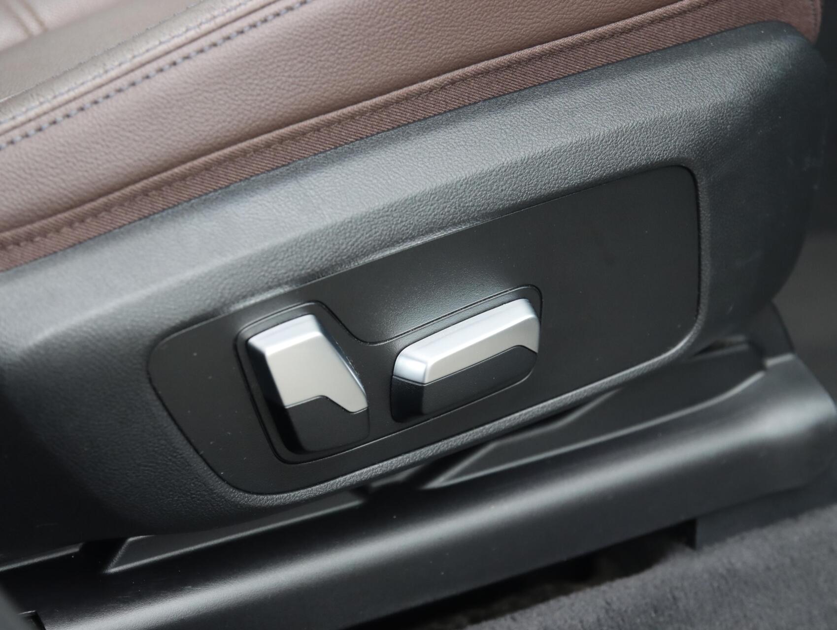 Foto van BMW Ix3