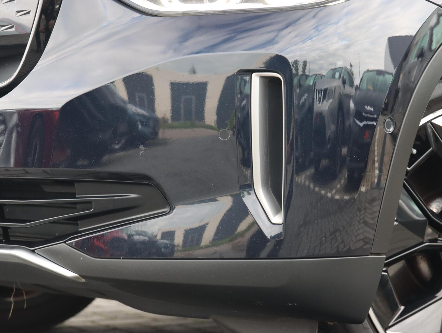 Foto van BMW Ix3
