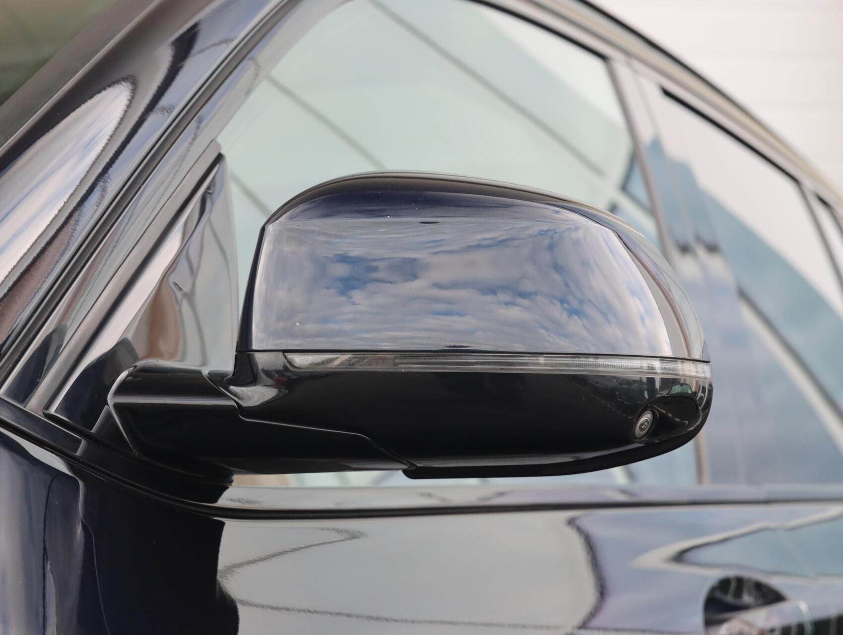 Foto van BMW Ix3