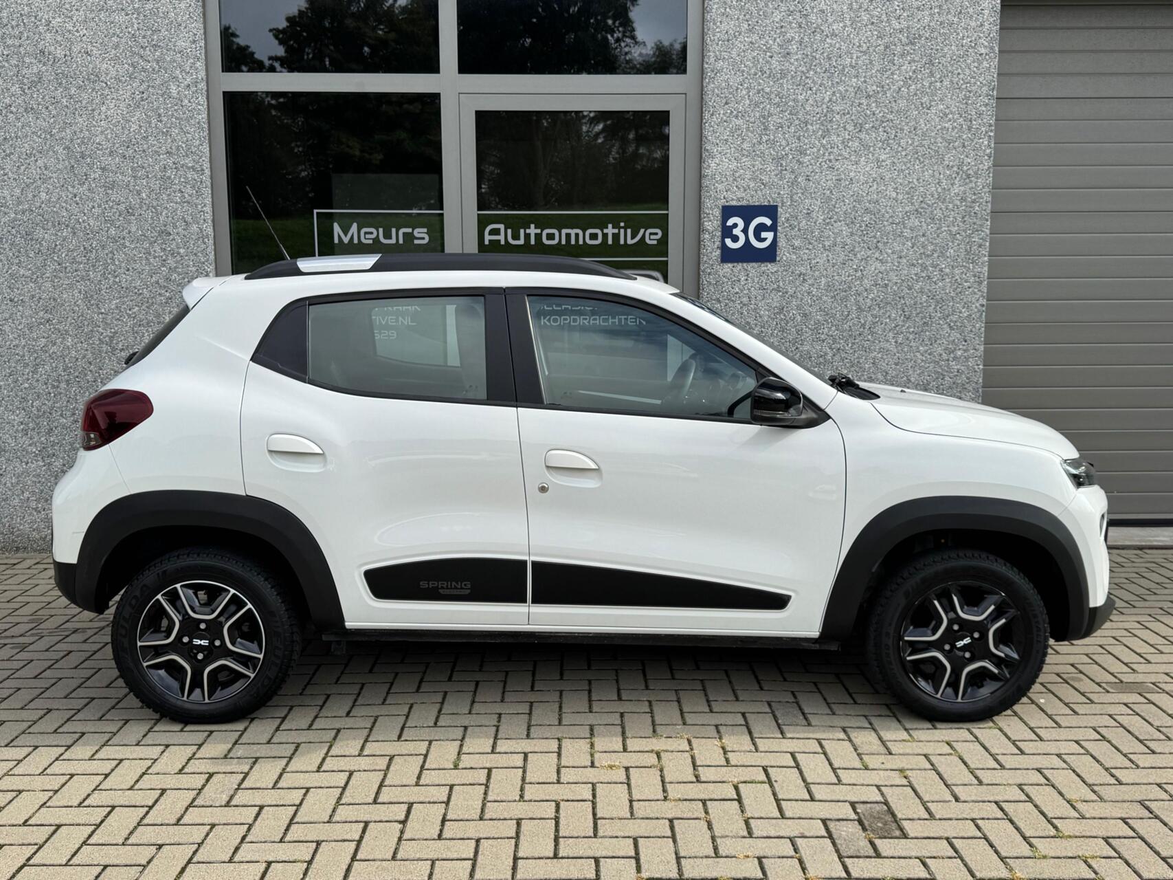 Foto van Dacia Spring