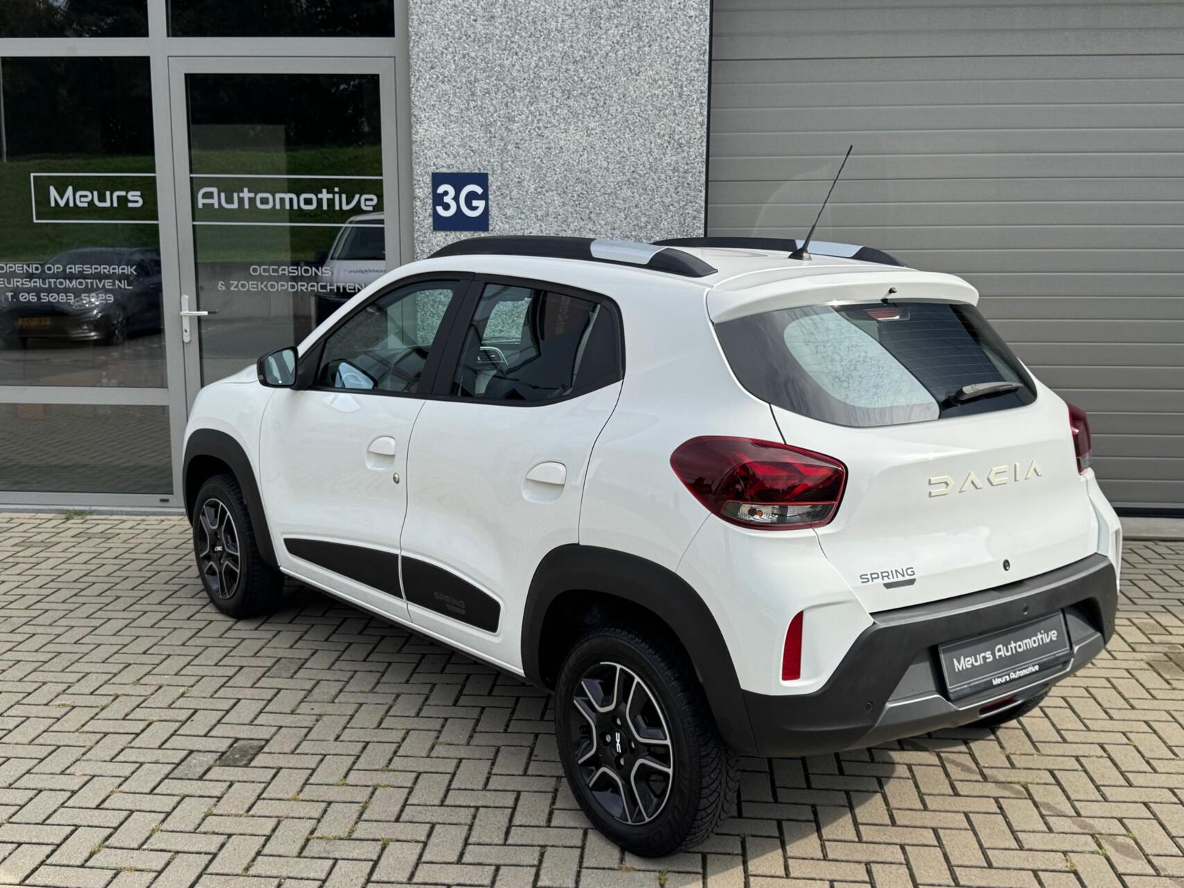 Foto van Dacia Spring