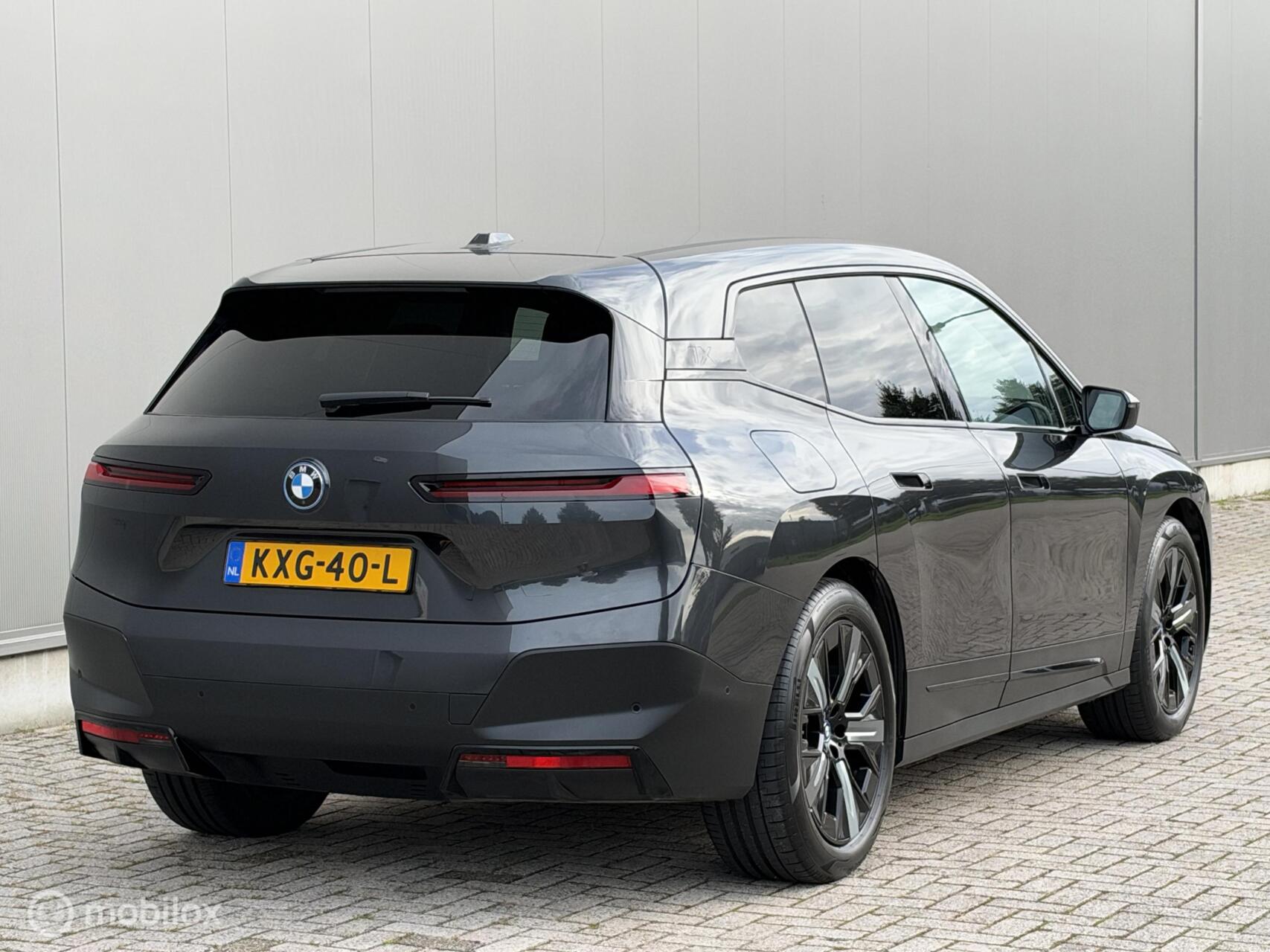 Foto van BMW Ix