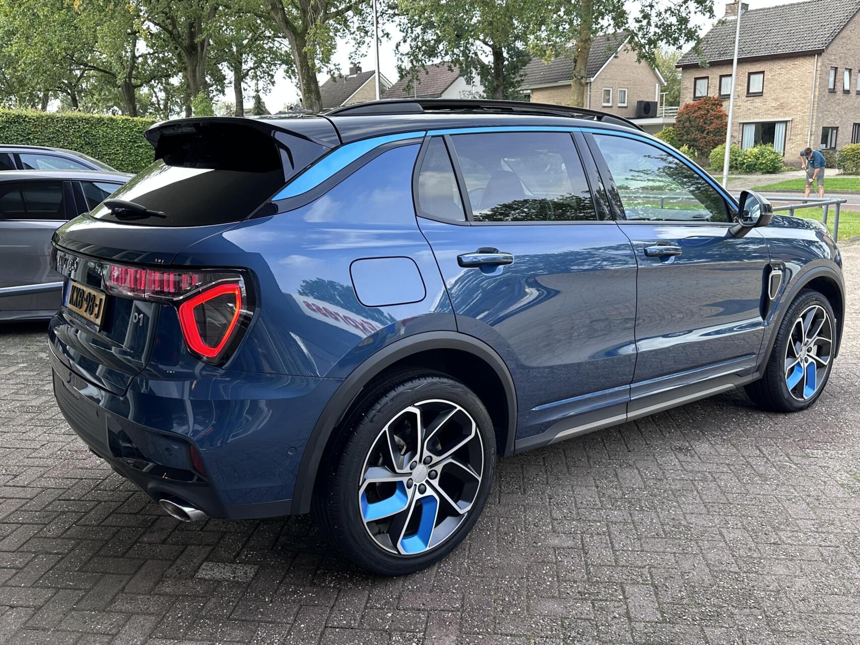 Foto van LYNK & Co 01