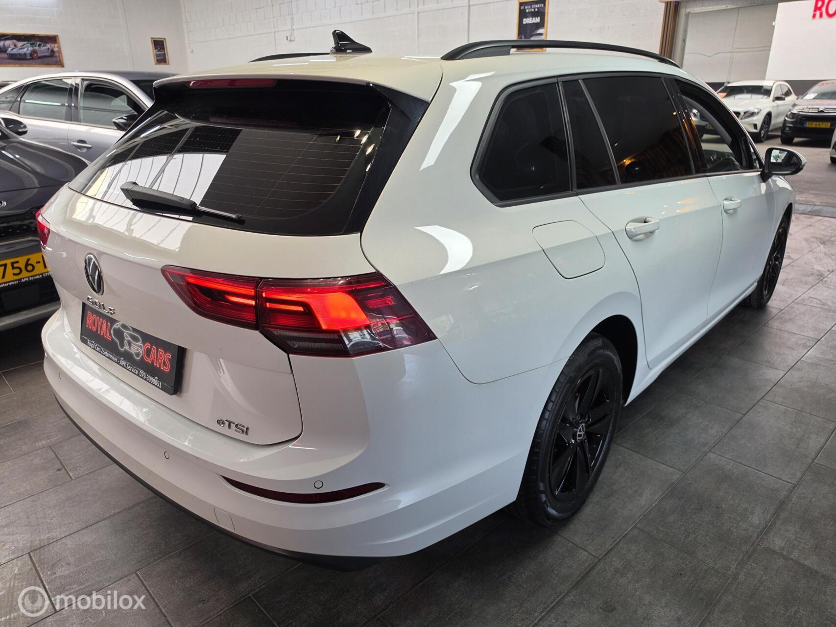 Foto van Volkswagen Golf Variant