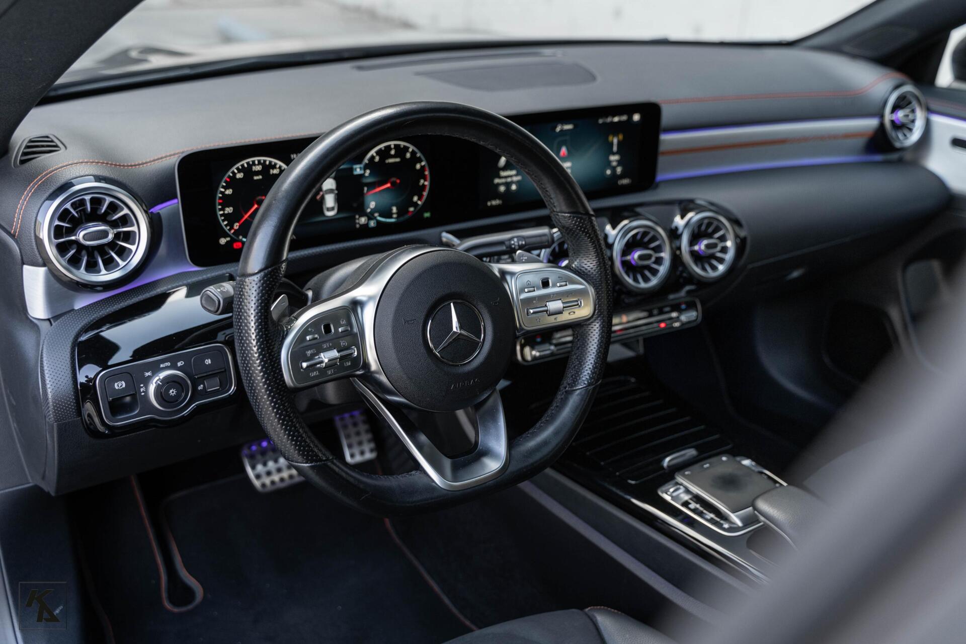Foto van Mercedes Cla-klasse