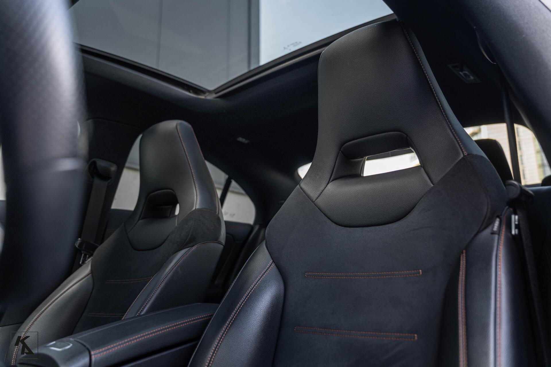 Foto van Mercedes Cla-klasse