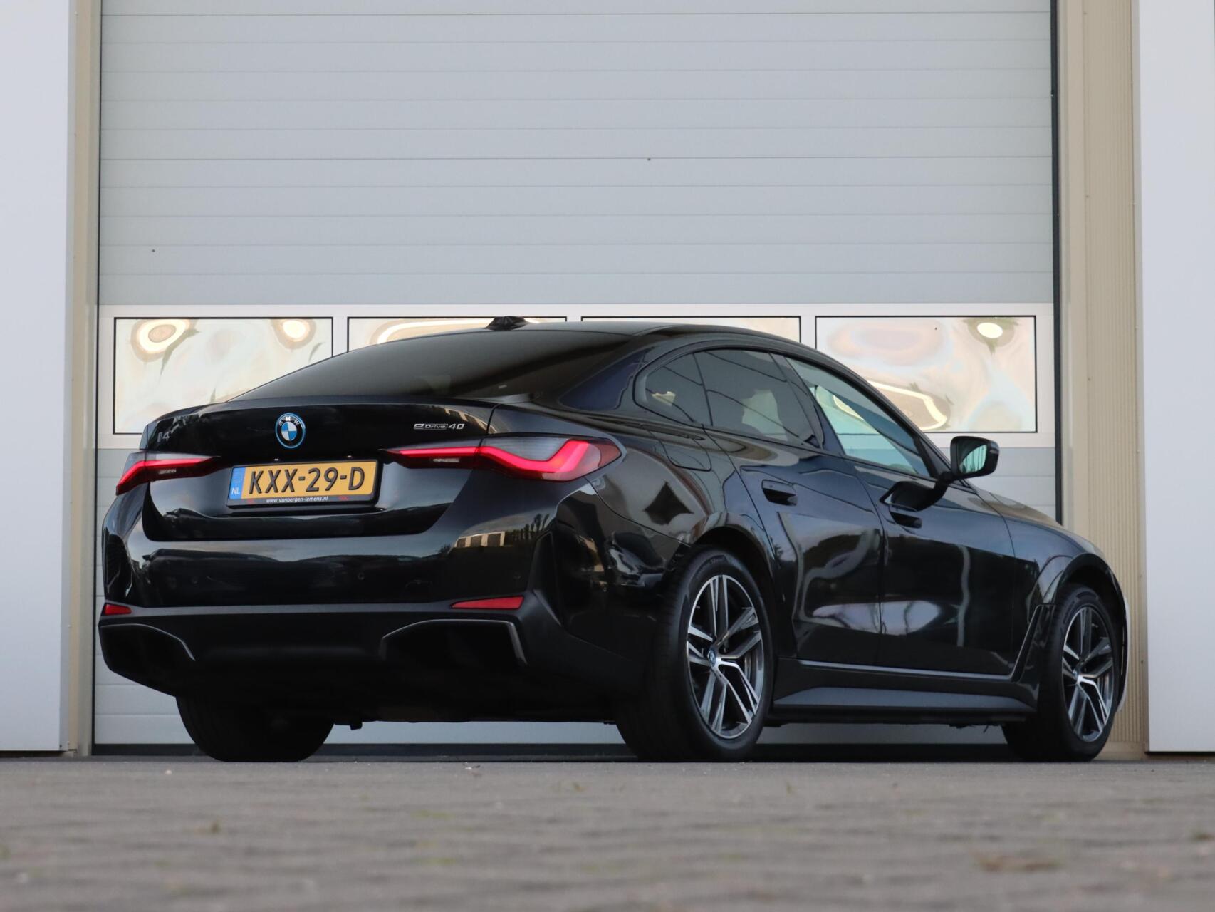 Foto van BMW I4