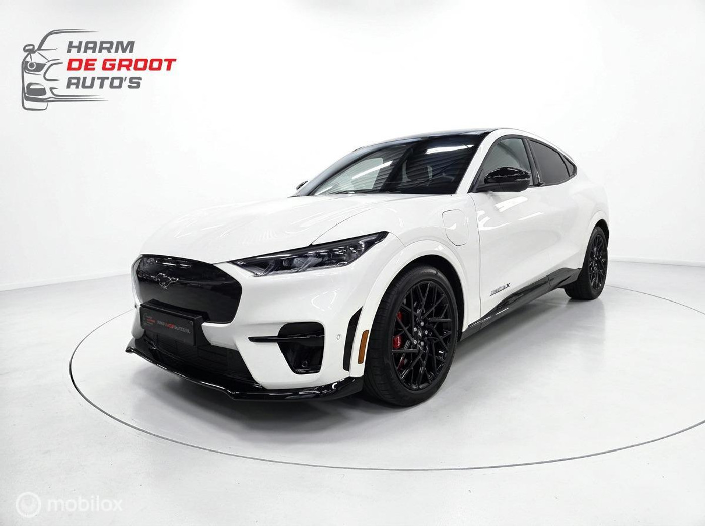 Ford Mustang Mach-e GT Extended AWD 98kWh/488pk/Technology+ 2024 - voorkant