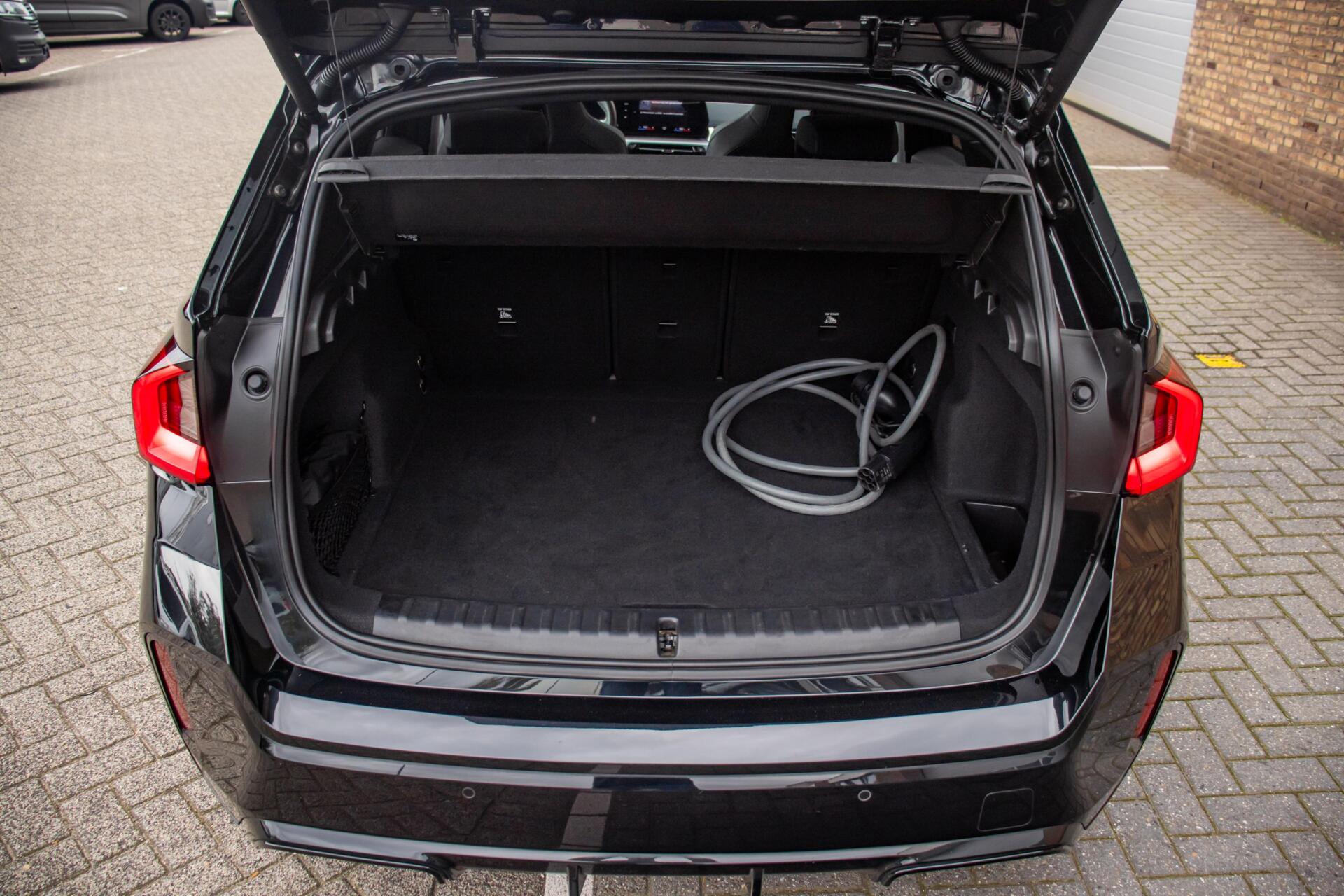 Foto van BMW Ix1