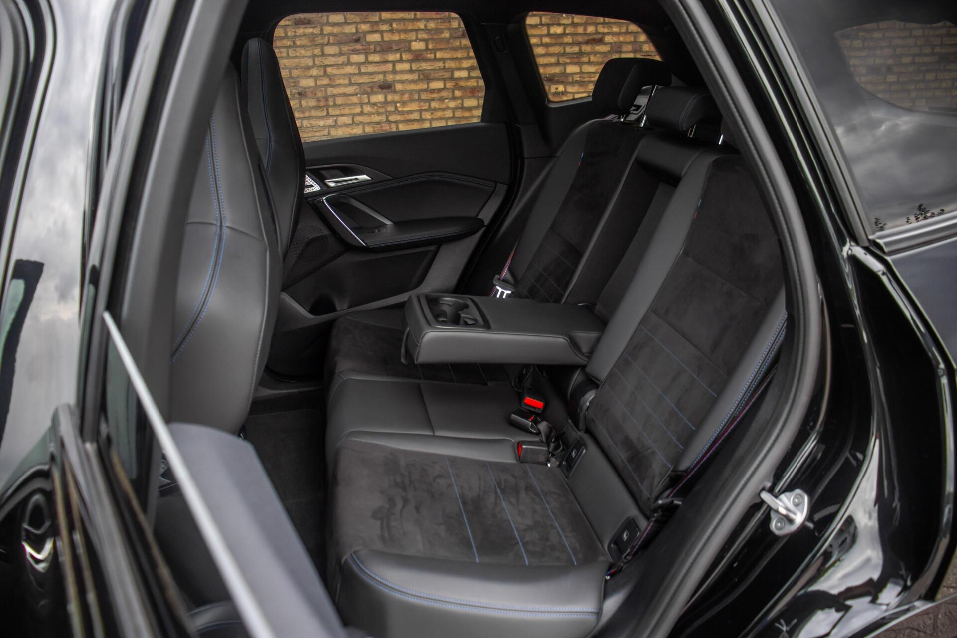 Foto van BMW Ix1