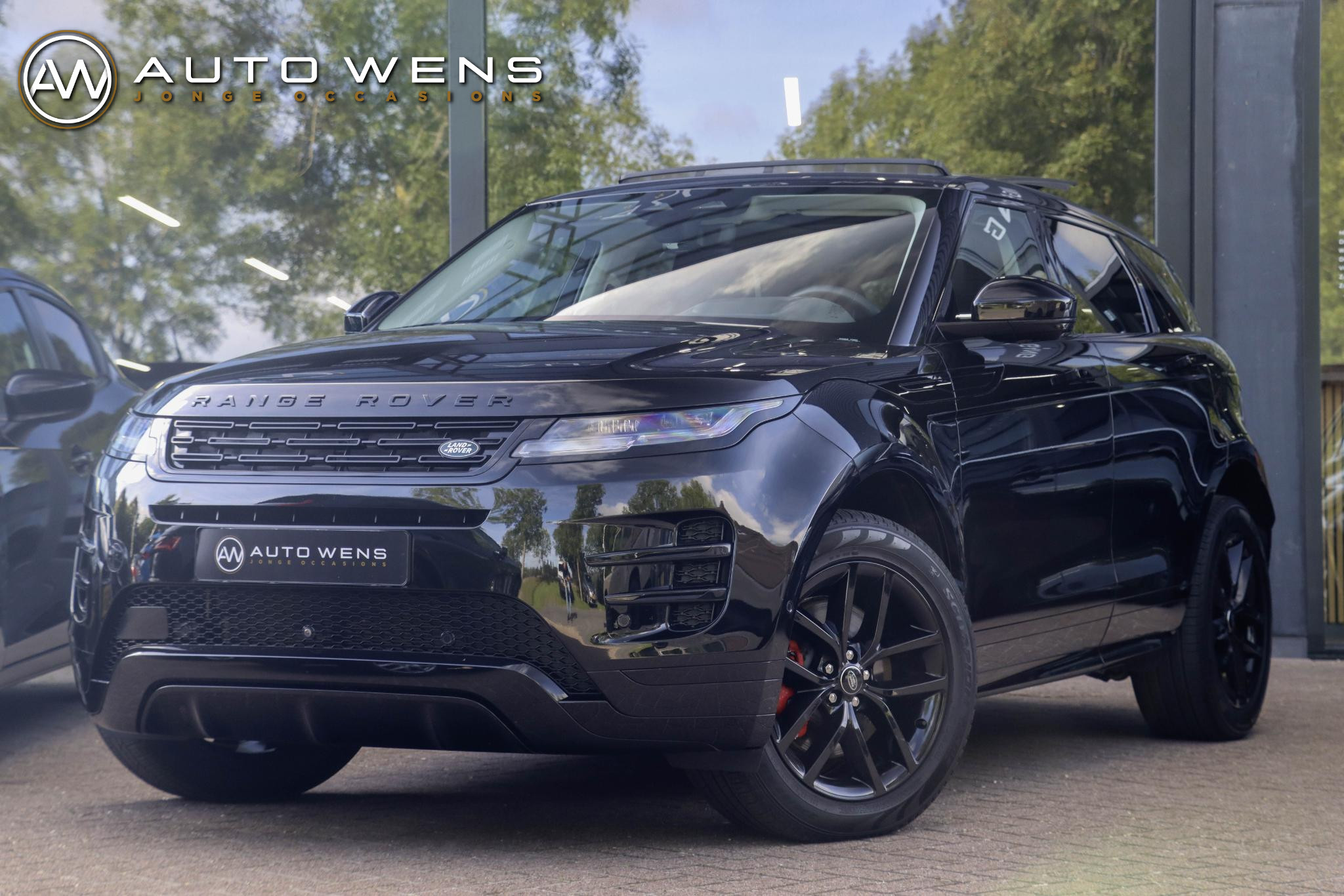 Land Rover Range Rover Evoque P300e PHEV AWD 2024 - voorkant