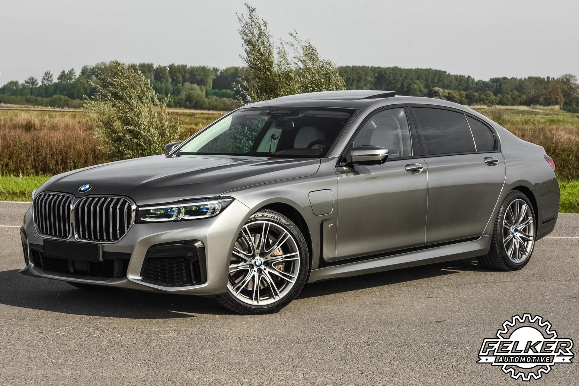 BMW 7-serie 745Le High Executive 2020 - voorkant