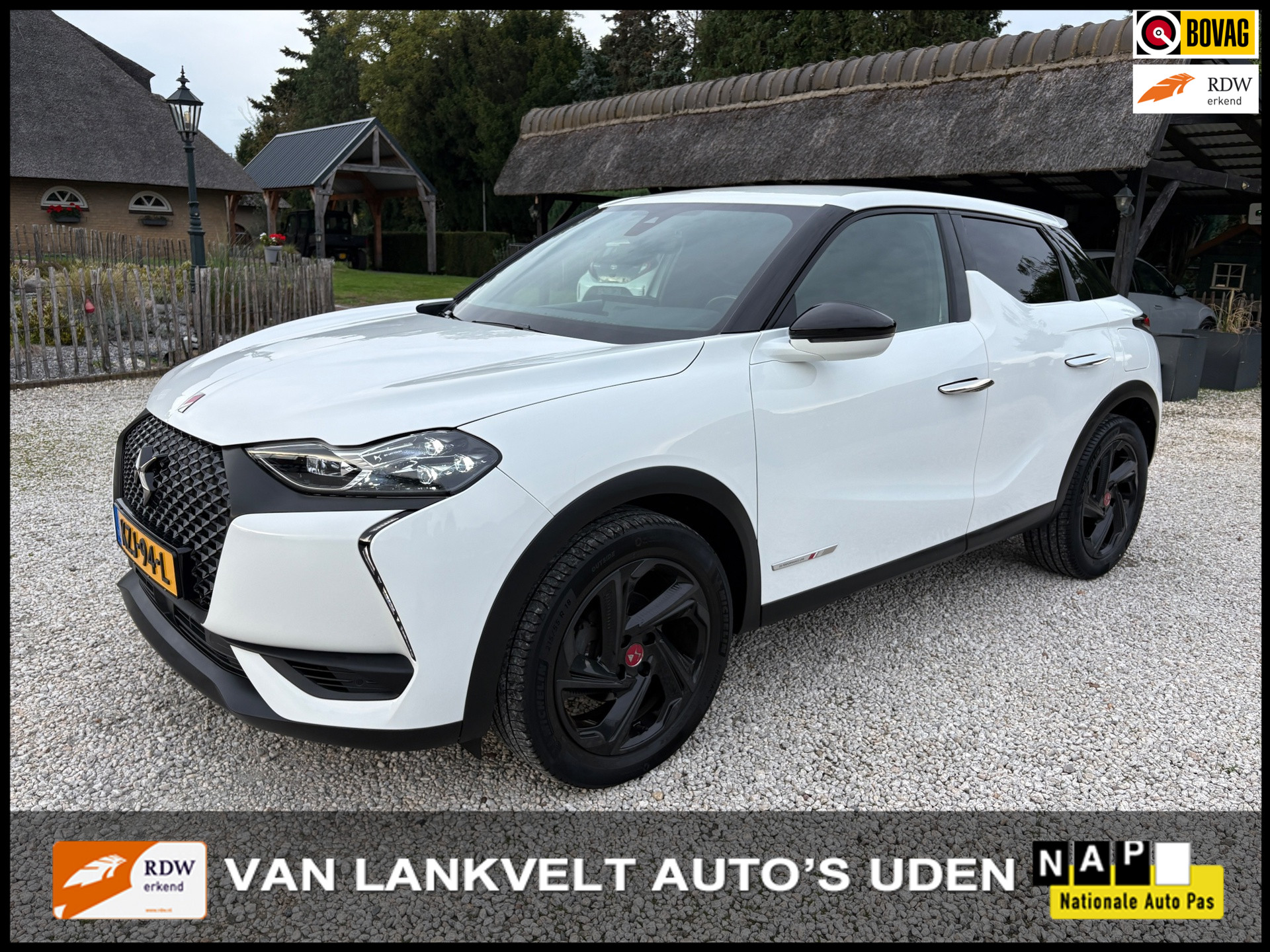 DS 3 Crossback 1.2 110pk Performance Line+ Alcantara, Keyless, LED 2019 - voorkant