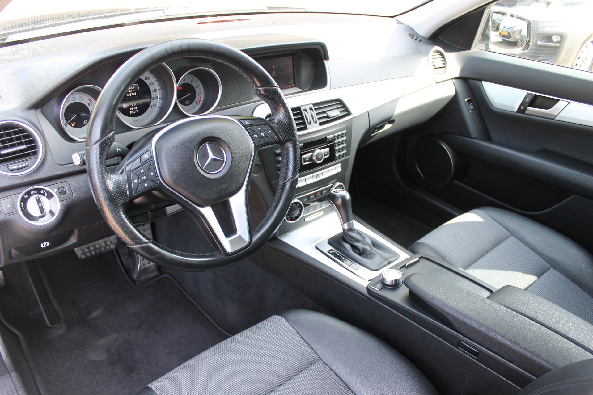 Foto van Mercedes-Benz C 180