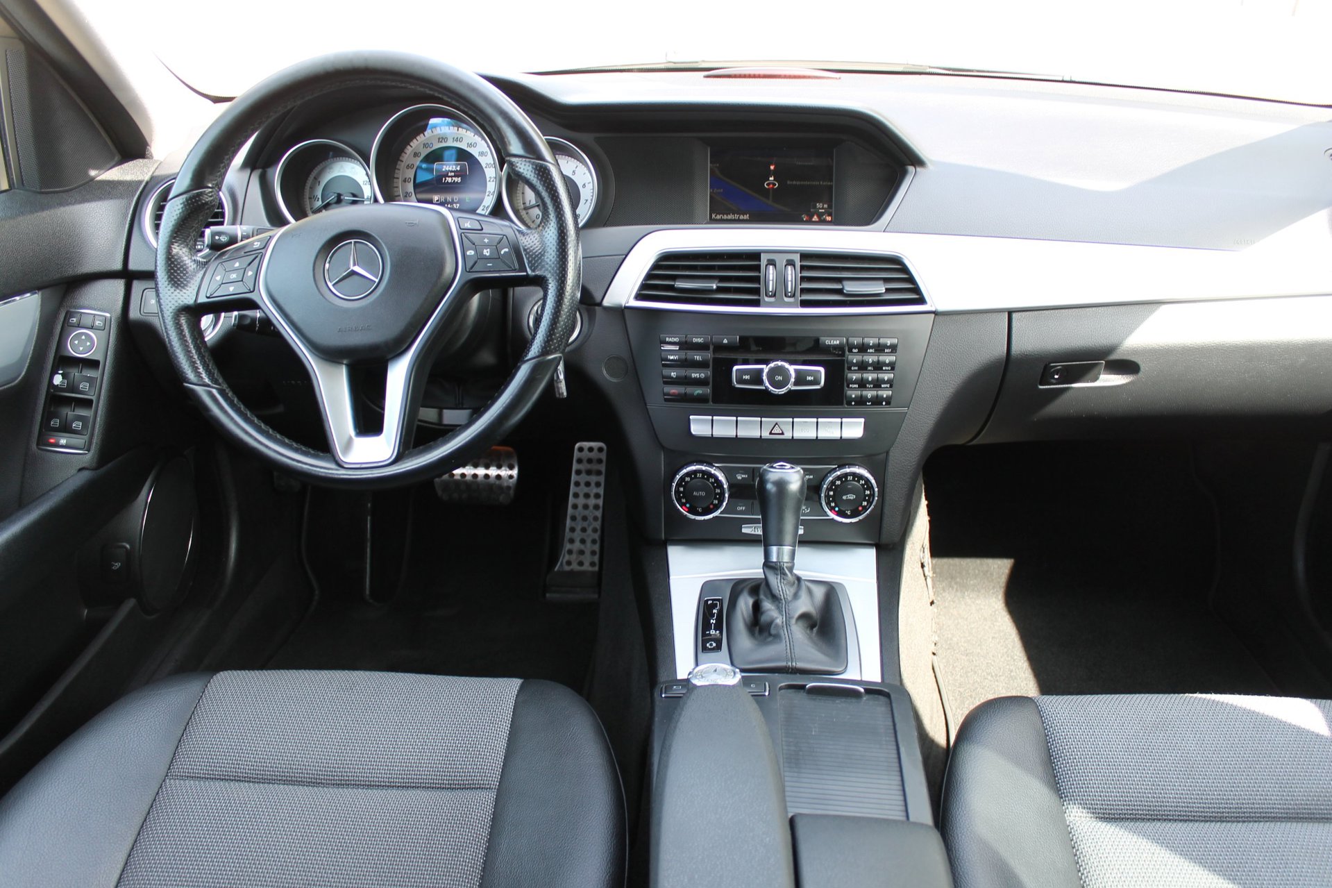 Foto van Mercedes-Benz C 180
