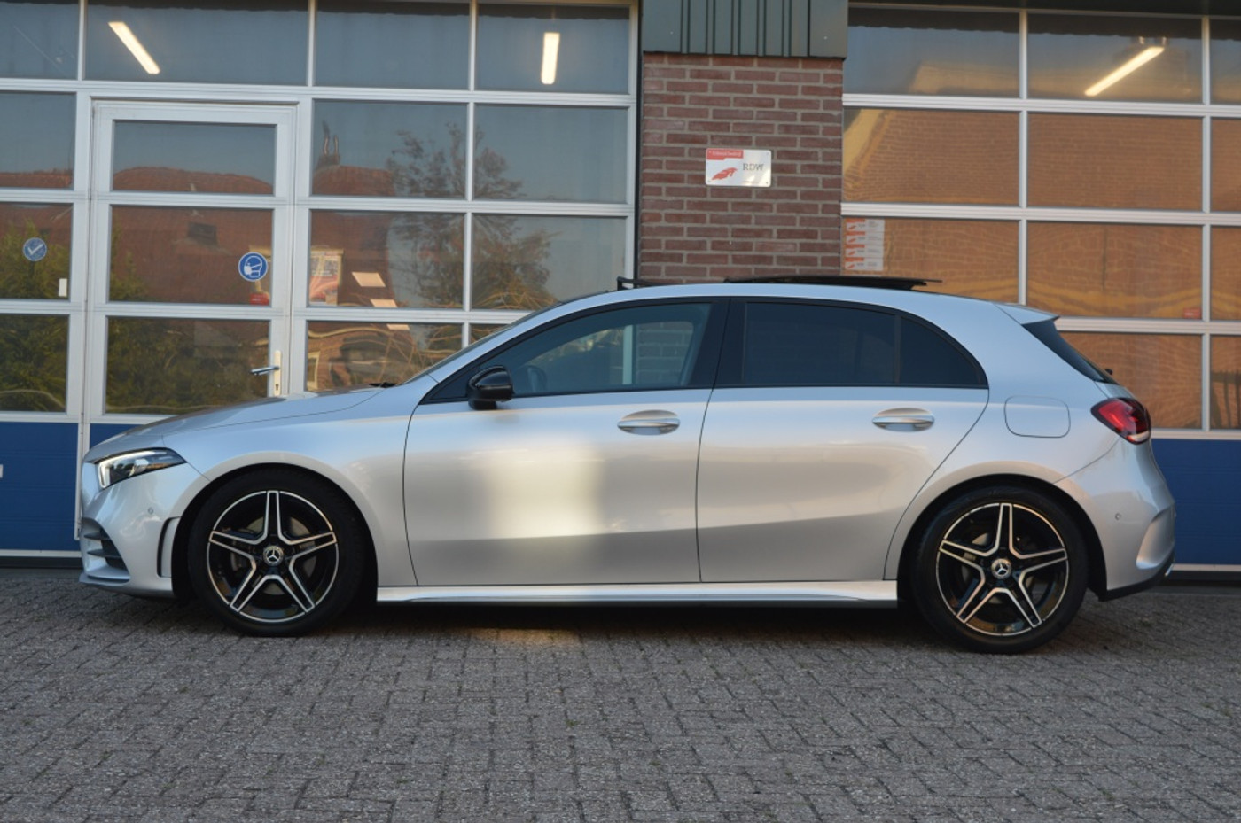 Foto van Mercedes-Benz A 180