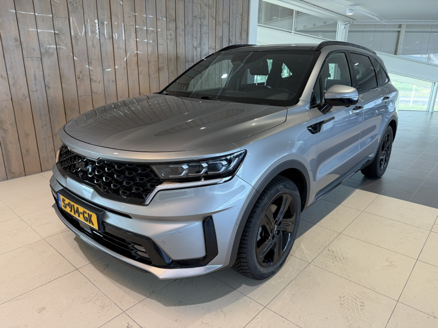 Kia Sorento 1.6 T-GDI Hybrid 2WD ExecutiveLine 5p. 2023 - voorkant