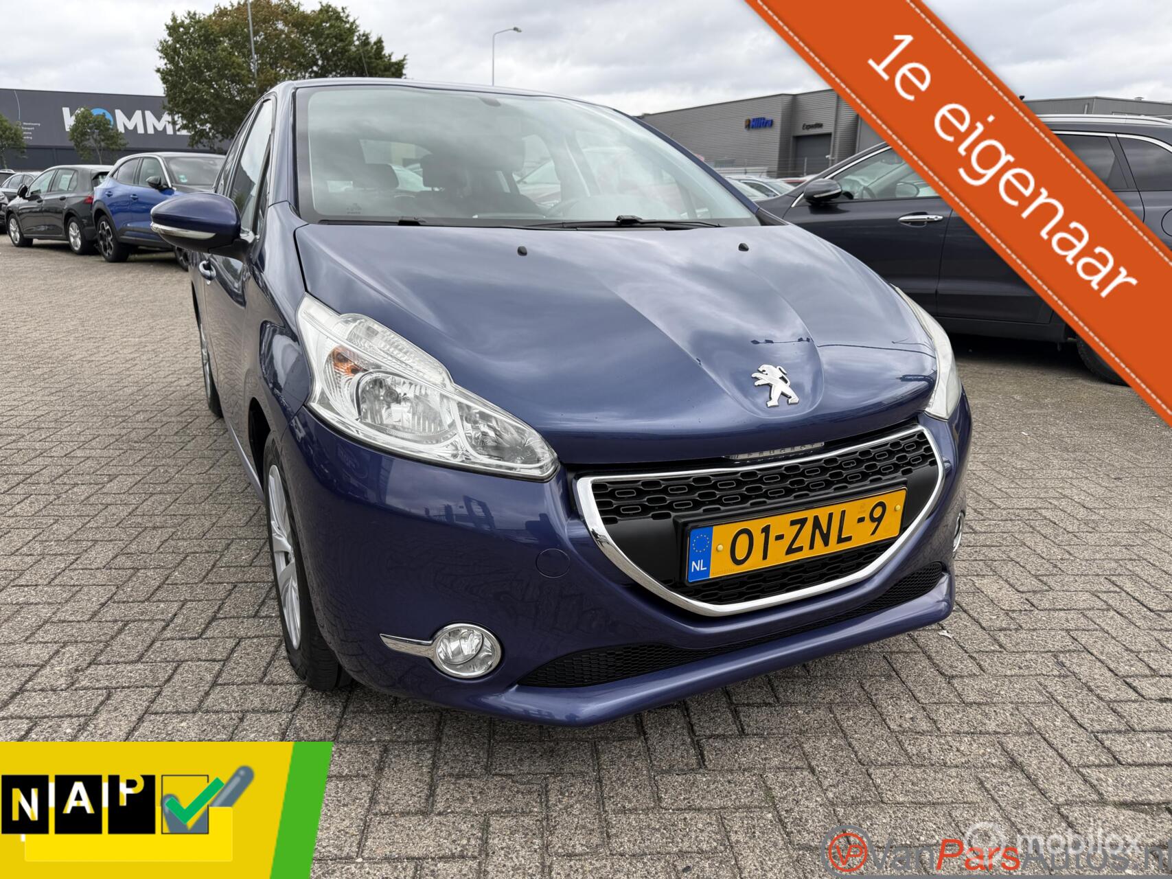 Peugeot 208 1.2 VTi Access,5drs,Airco,Cruise,Trekhaak 2013 - voorkant
