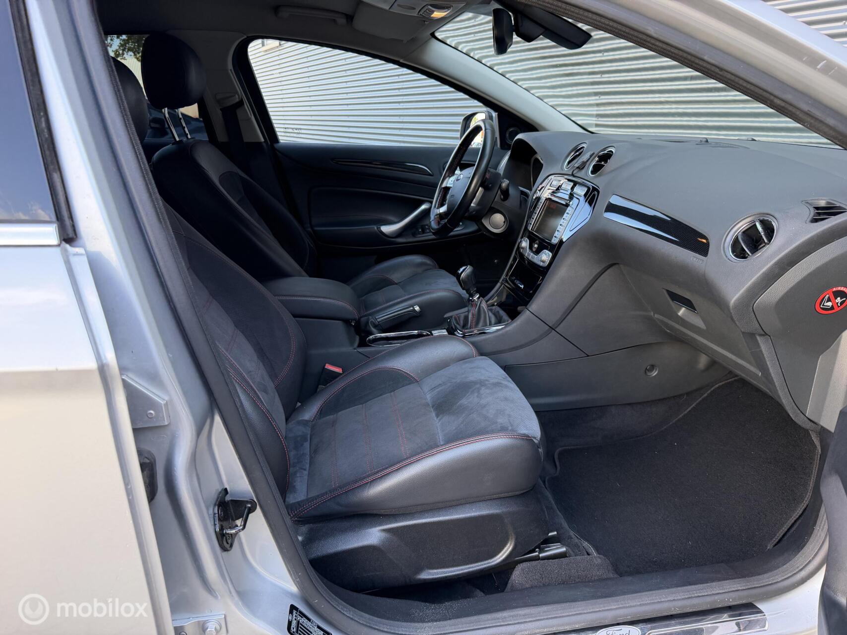 Foto van Ford Mondeo