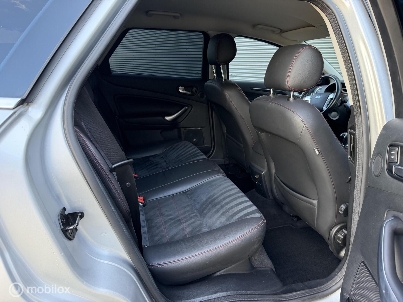 Foto van Ford Mondeo