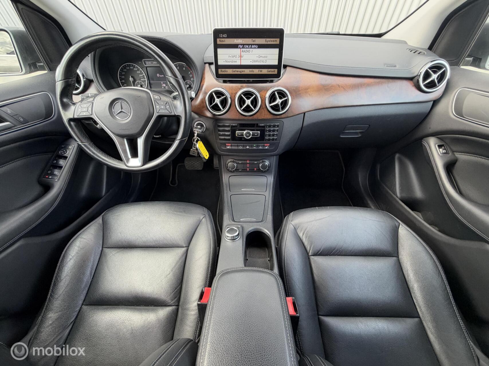 Foto van Mercedes-Benz B 200