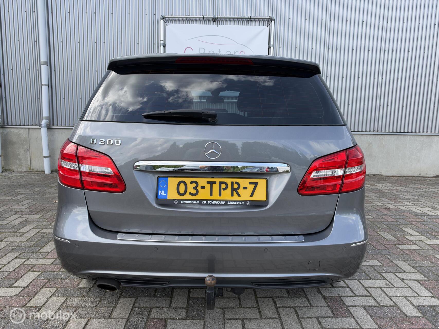 Foto van Mercedes-Benz B 200