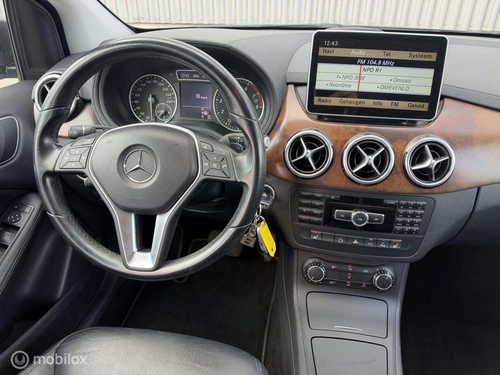 Foto van Mercedes-Benz B 200