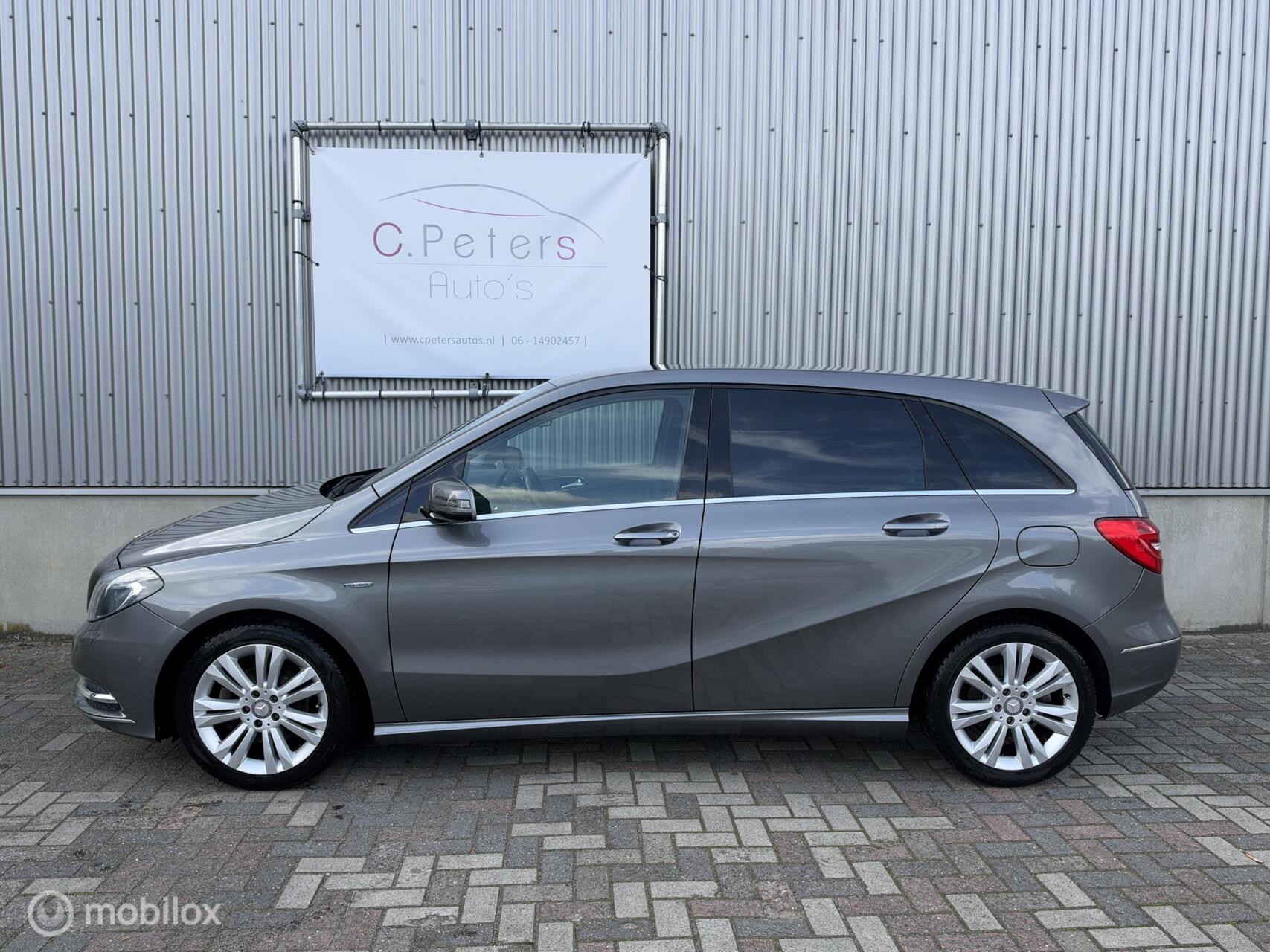 Foto van Mercedes-Benz B 200