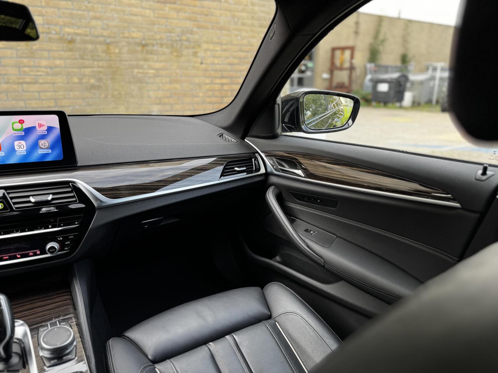 Foto van BMW 530e