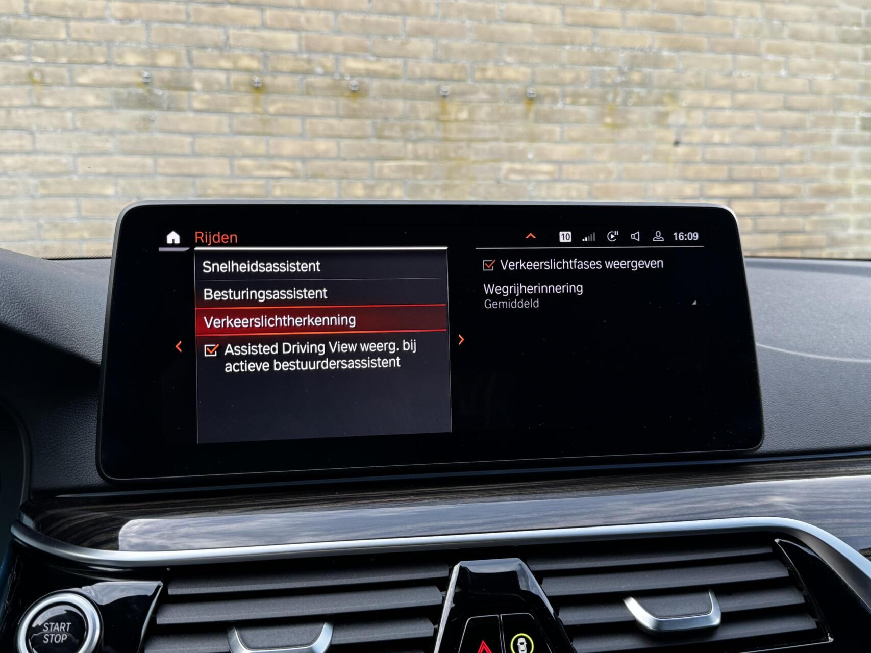 Foto van BMW 530e
