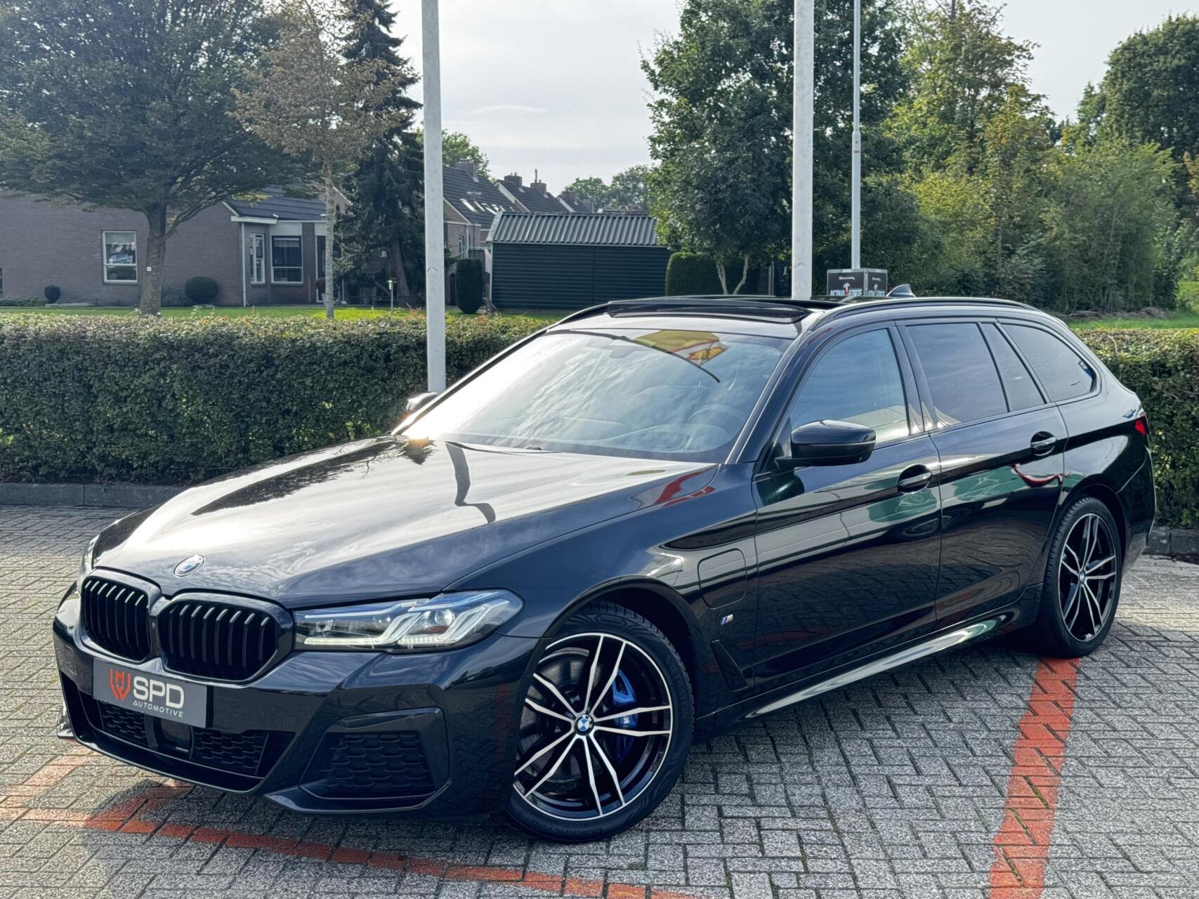 Foto van BMW 530e