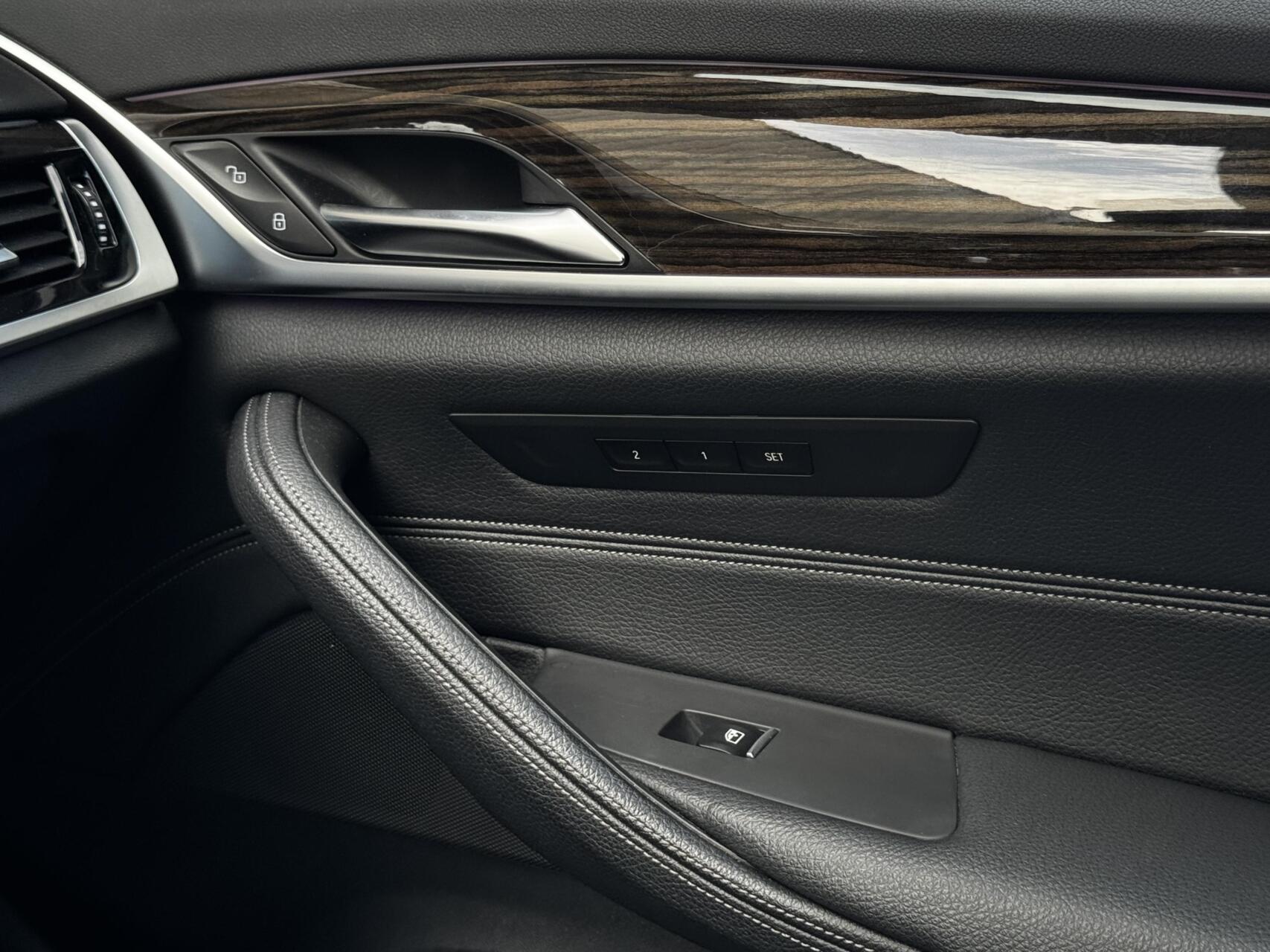 Foto van BMW 530e