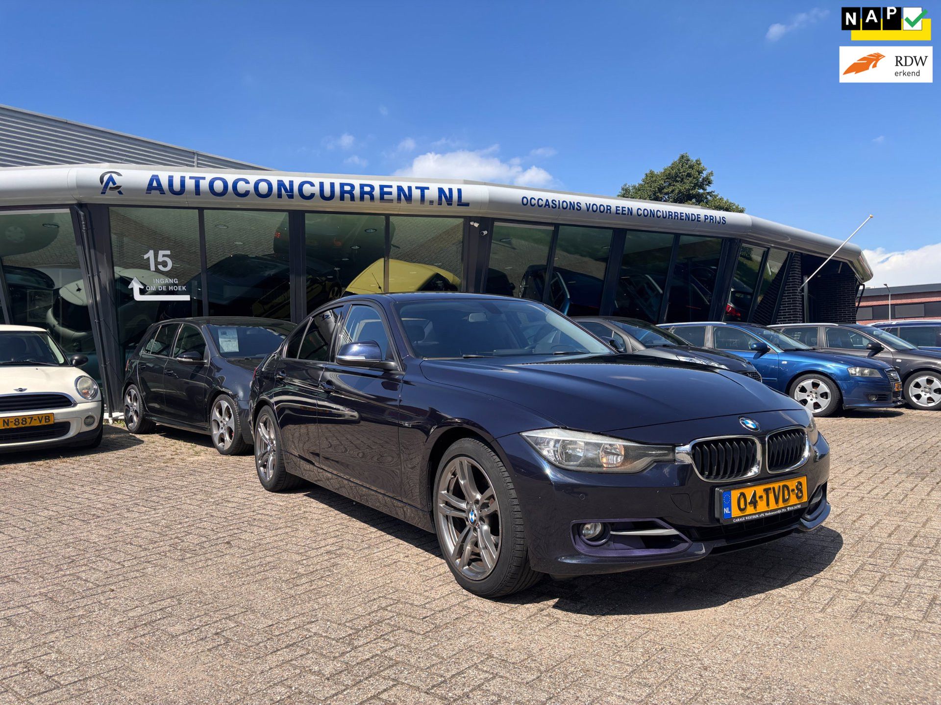 BMW 3er Reihe 320i High Executive, Automaat, LEES TEKST!  Inruil mogelijk. 2012 - voorkant