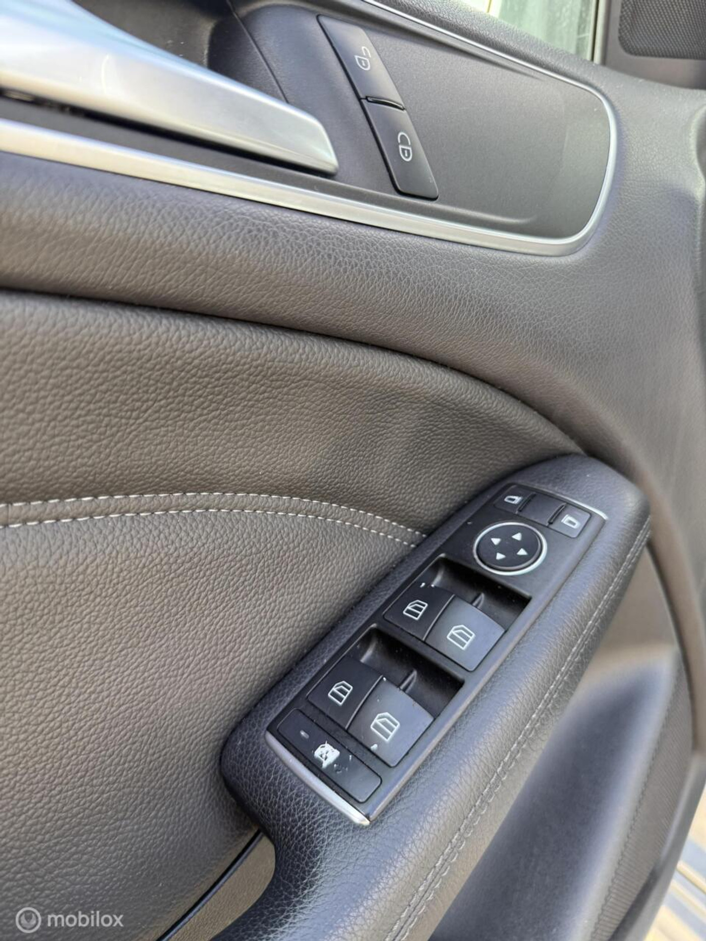 Foto van Mercedes-Benz B 180