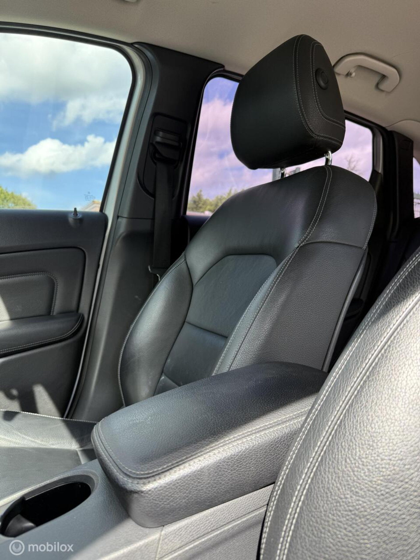 Foto van Mercedes-Benz B 180