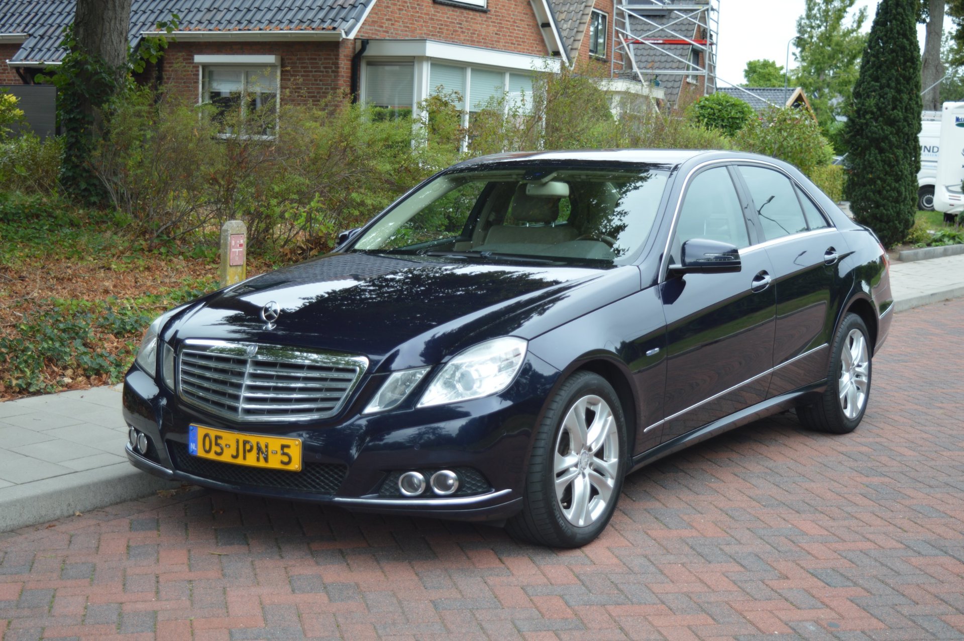 Mercedes-Benz E 350 Cgi 350 CGI Elegance Org NL/NAP/elektr-haak 2009 - voorkant