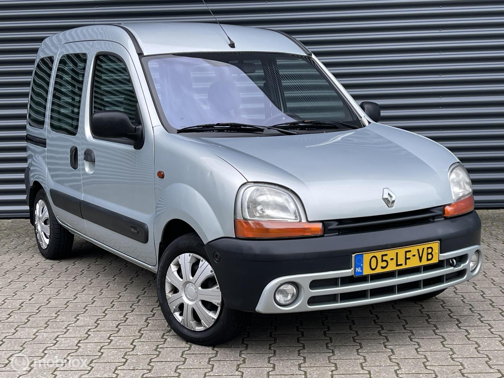 Renault Kangoo 1.6 | Rolstoelbus | invalide voertuig 2002 - voorkant