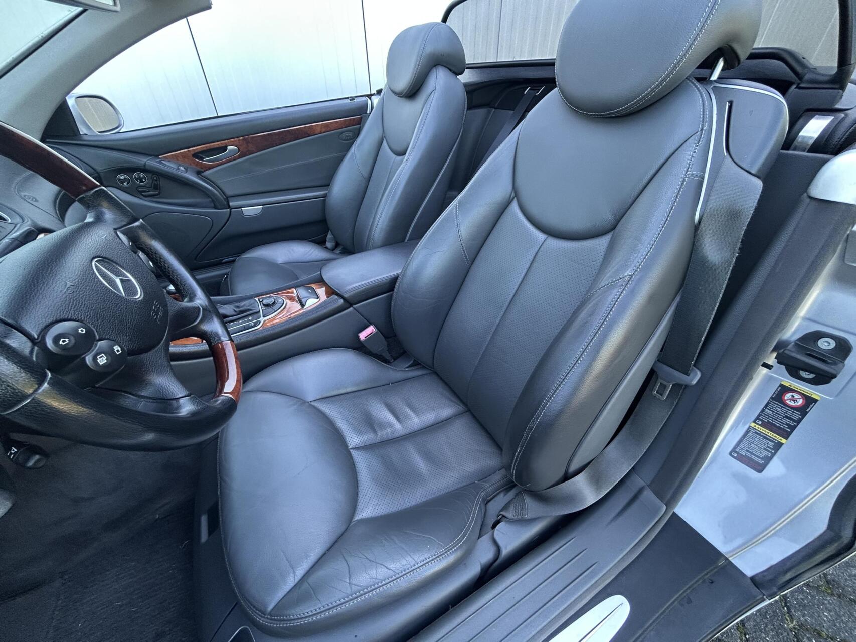 Foto van Mercedes-Benz SL 350