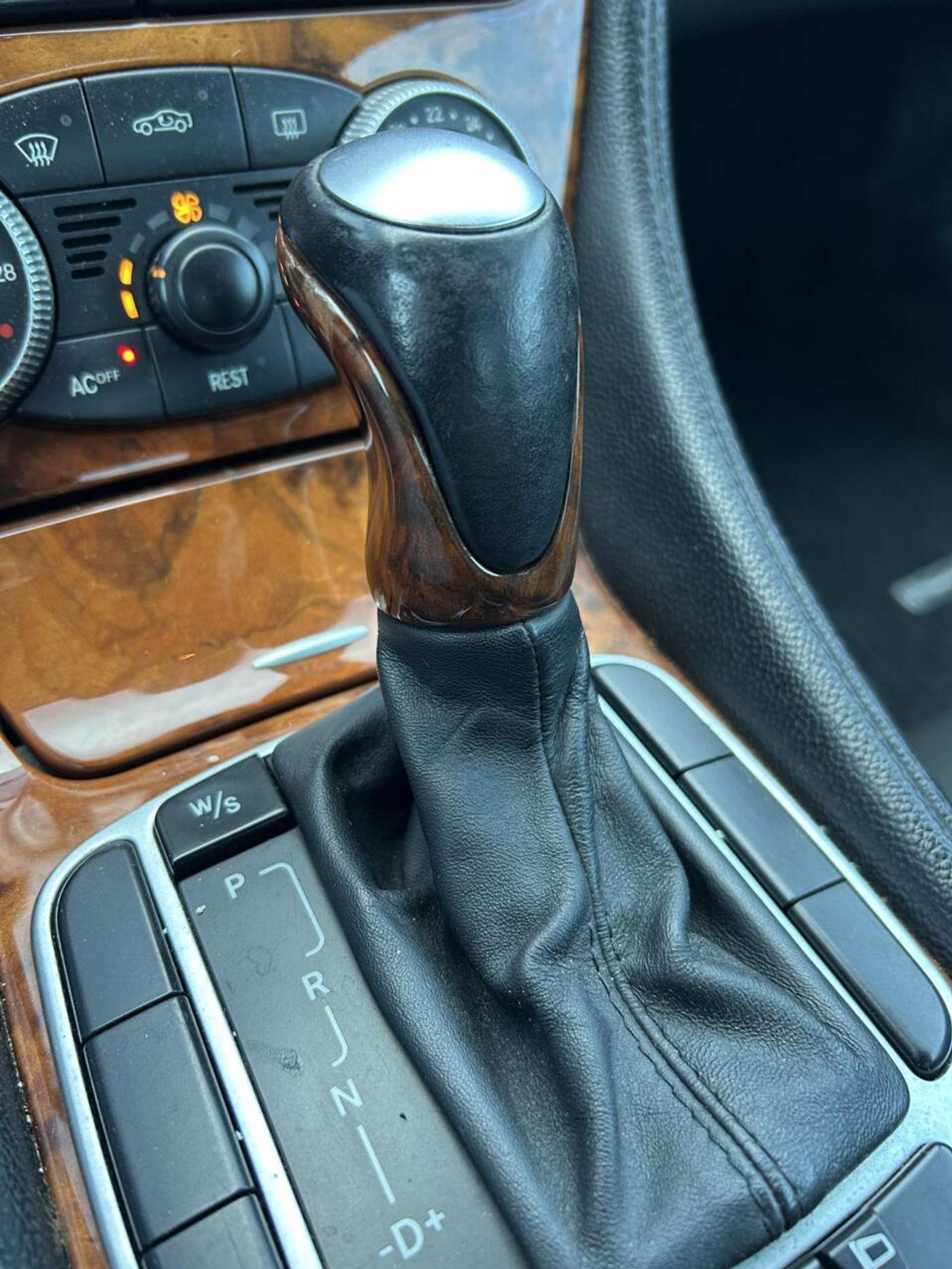 Foto van Mercedes-Benz SL 350