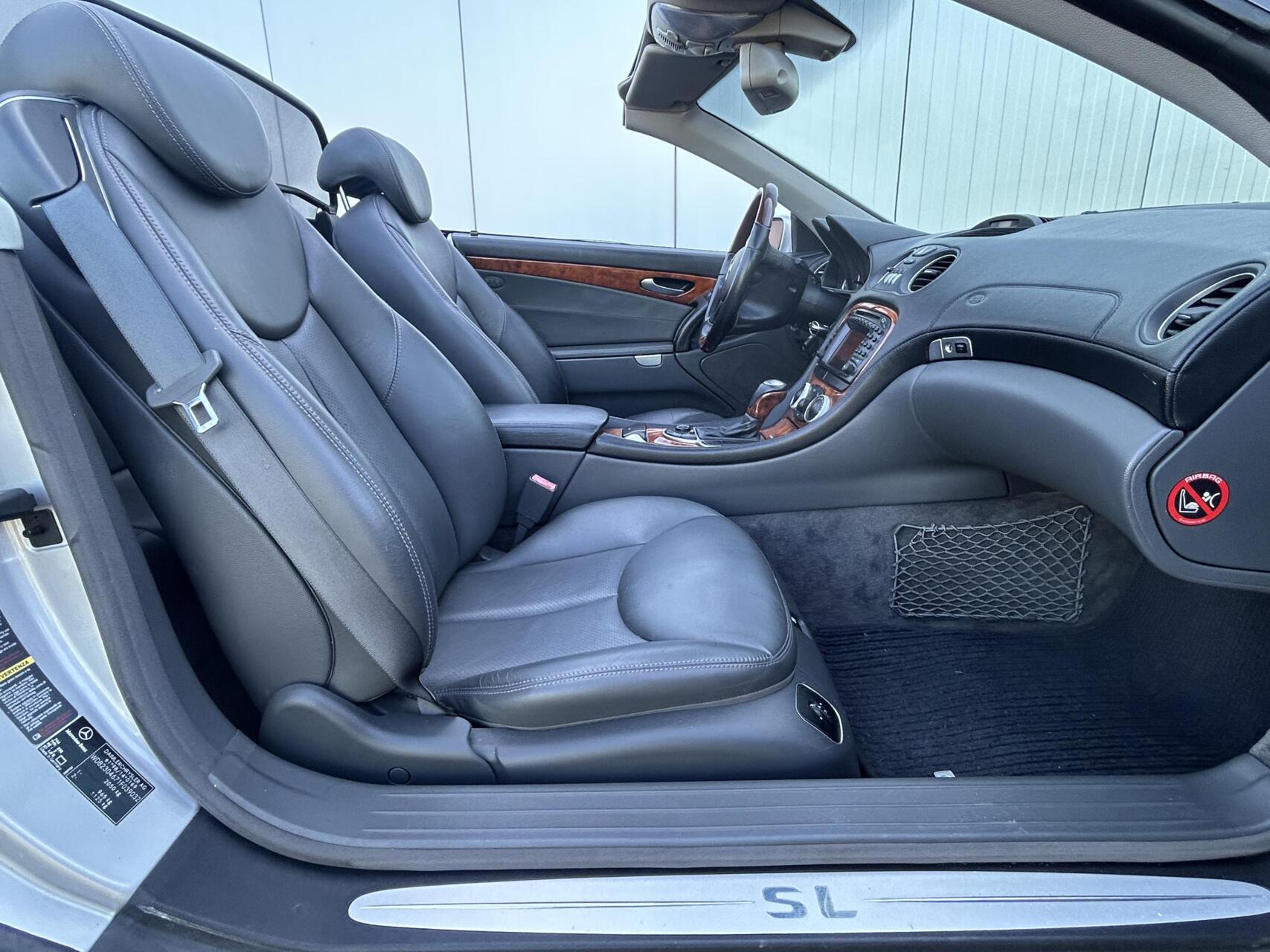 Foto van Mercedes-Benz SL 350