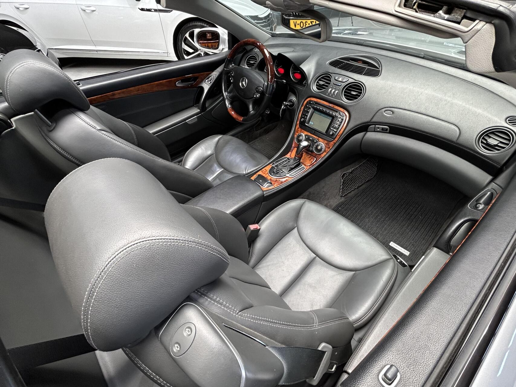 Foto van Mercedes-Benz SL 350