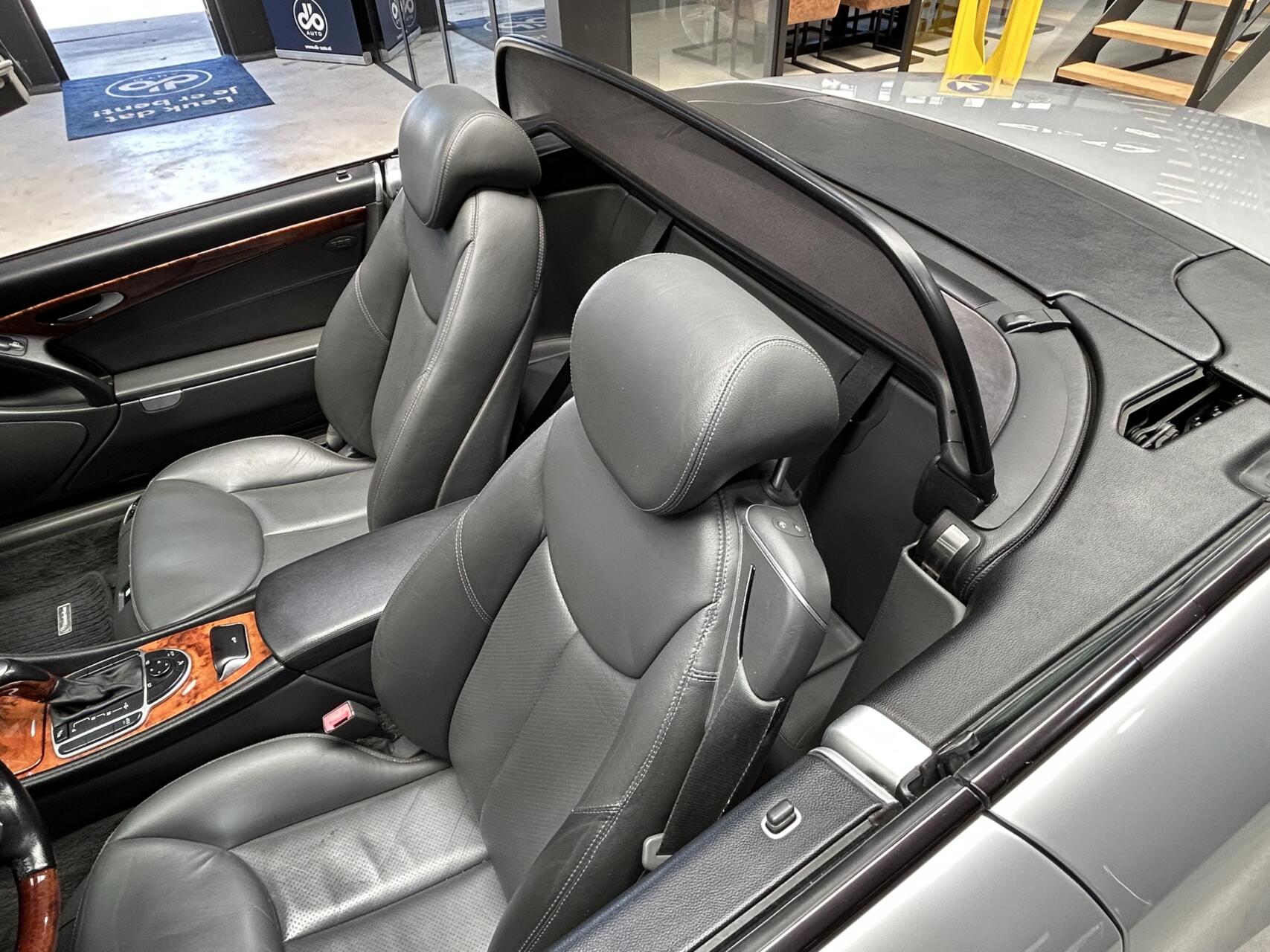Foto van Mercedes-Benz SL 350