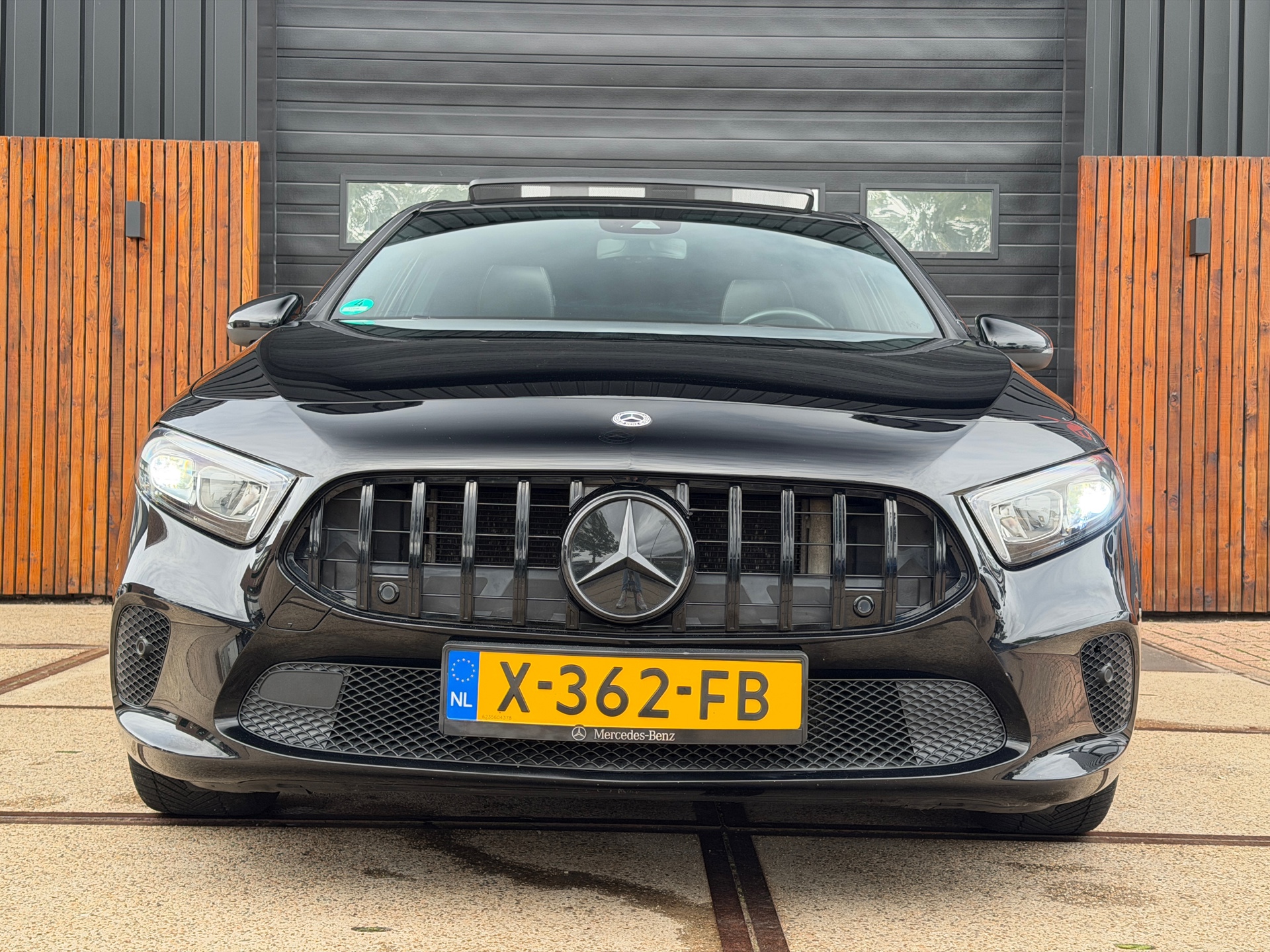 Foto van Mercedes-Benz A 180