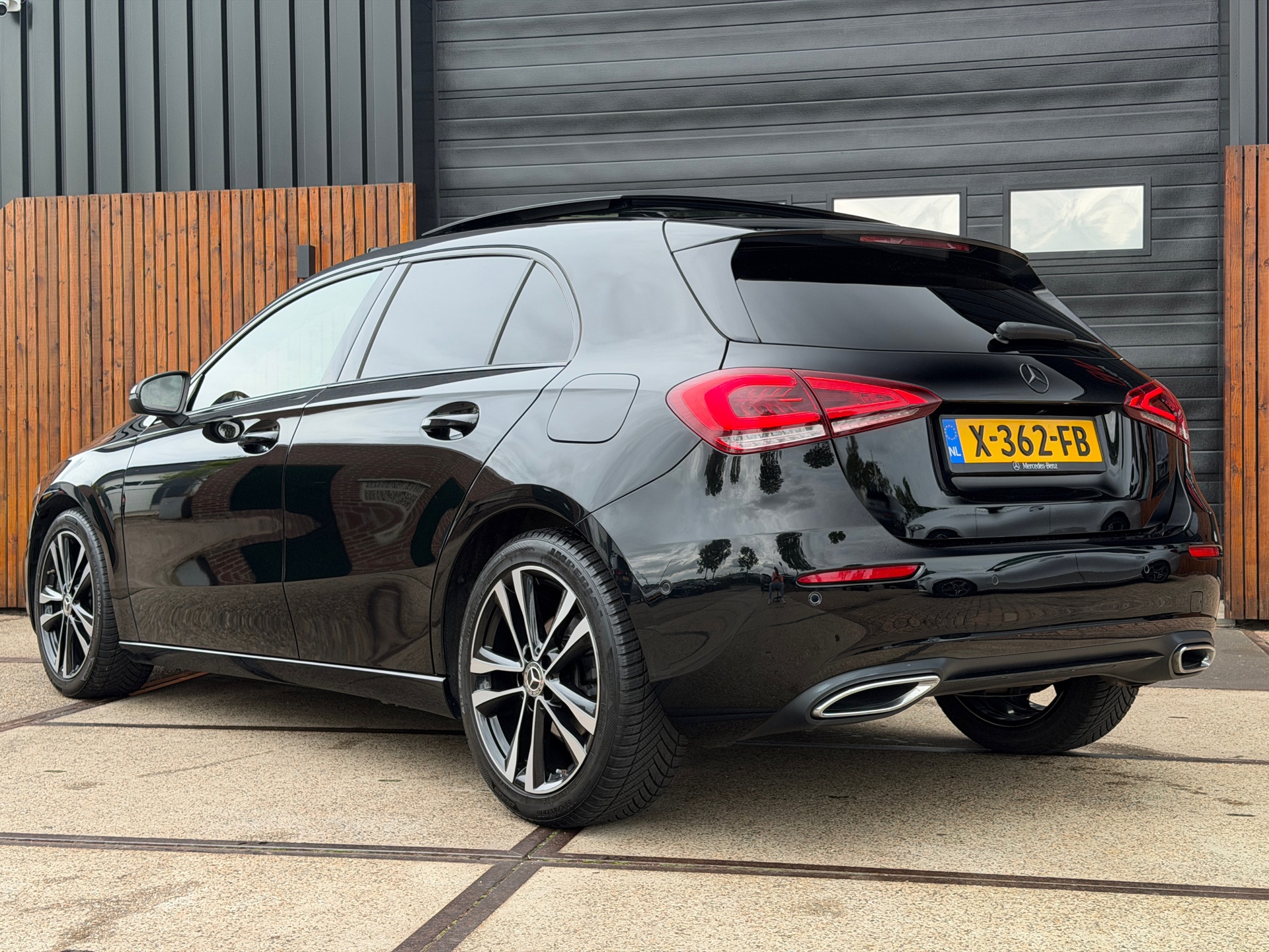 Foto van Mercedes-Benz A 180