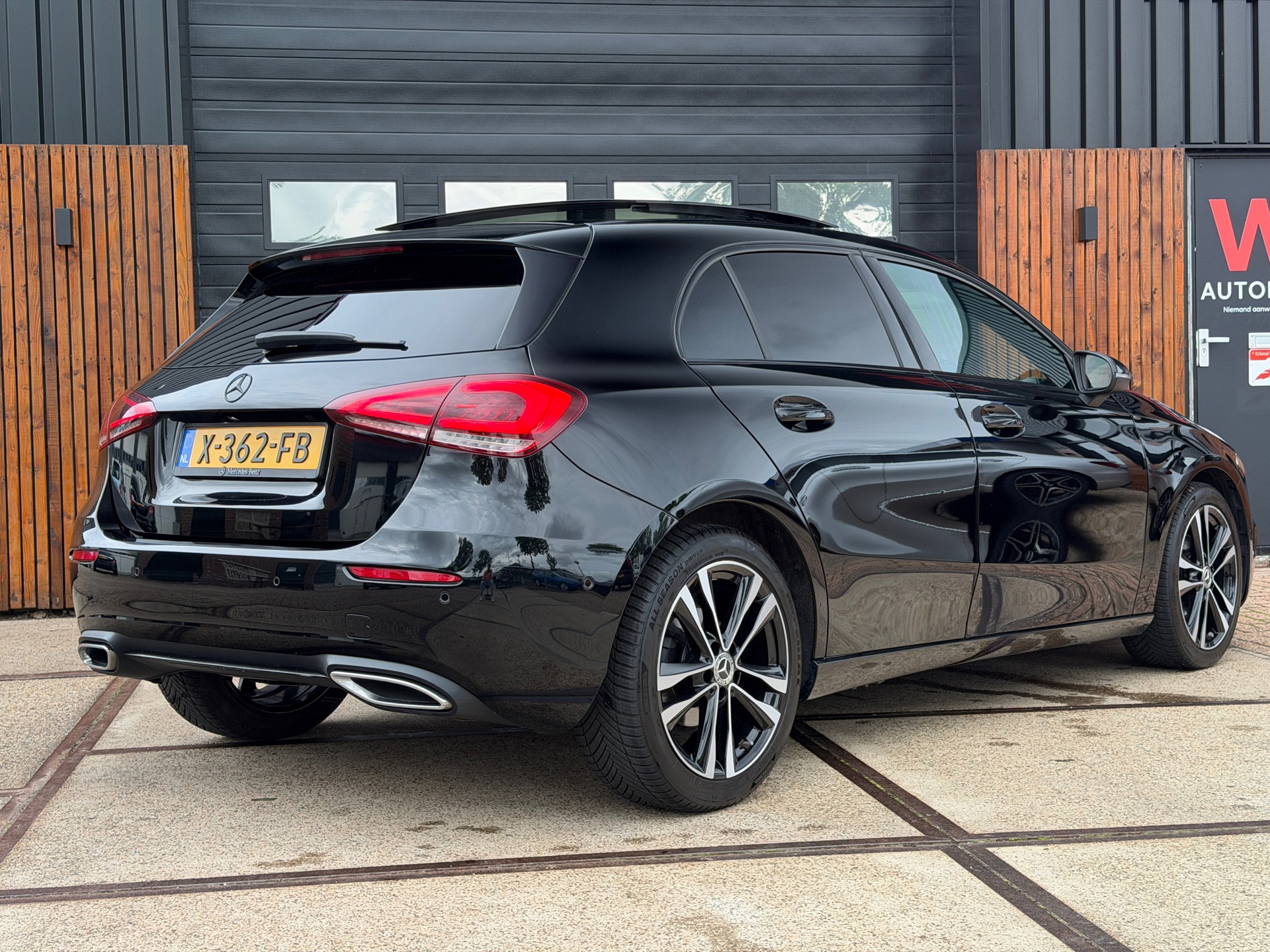 Foto van Mercedes-Benz A 180