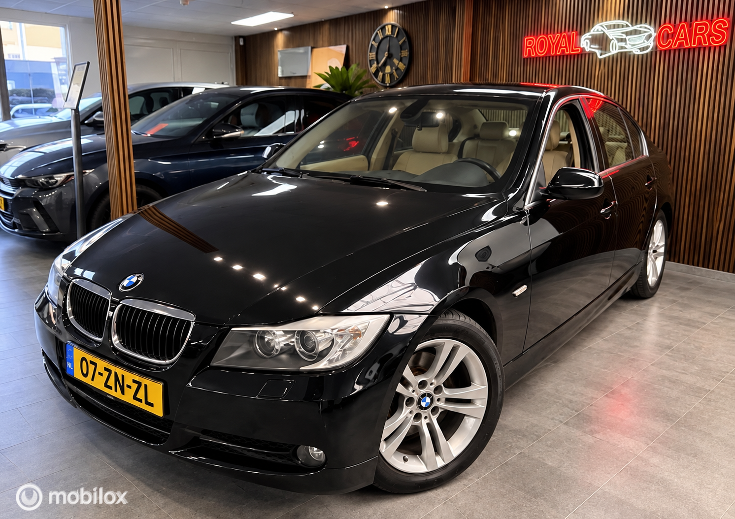 BMW 3er Reihe 316i High Executive|Pano|Navigatie| Org NL Auto. 2008 - voorkant