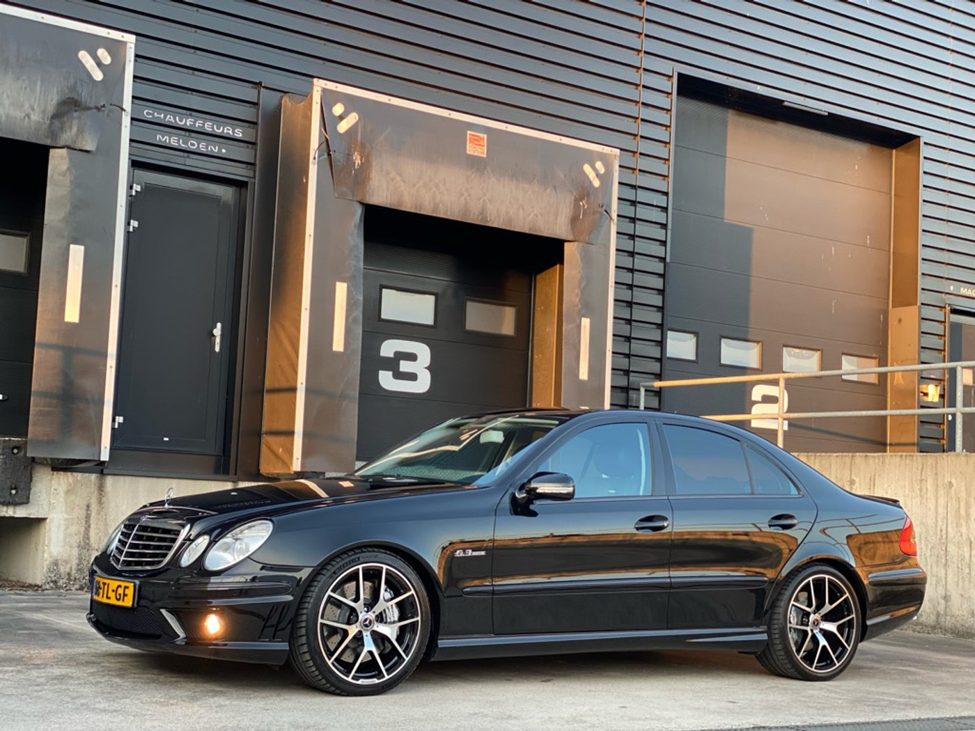 Foto van Mercedes-Benz E 63 AMG