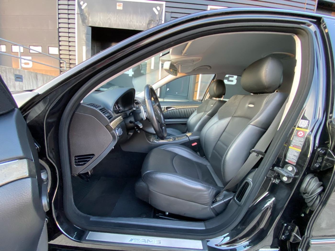 Foto van Mercedes-Benz E 63 AMG