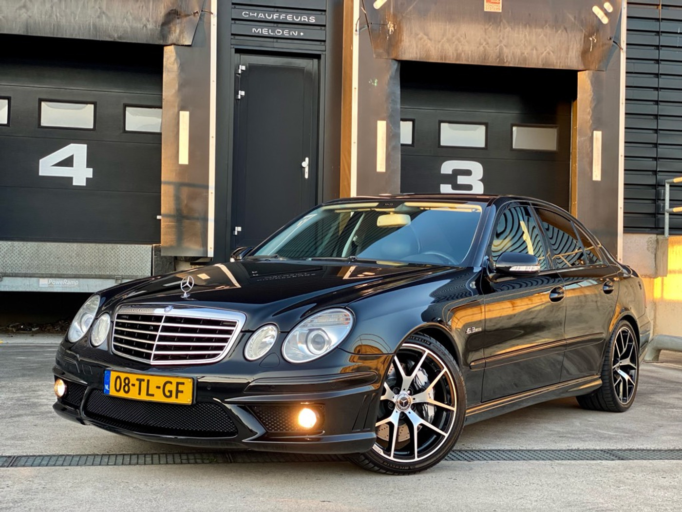 Foto van Mercedes-Benz E 63 AMG