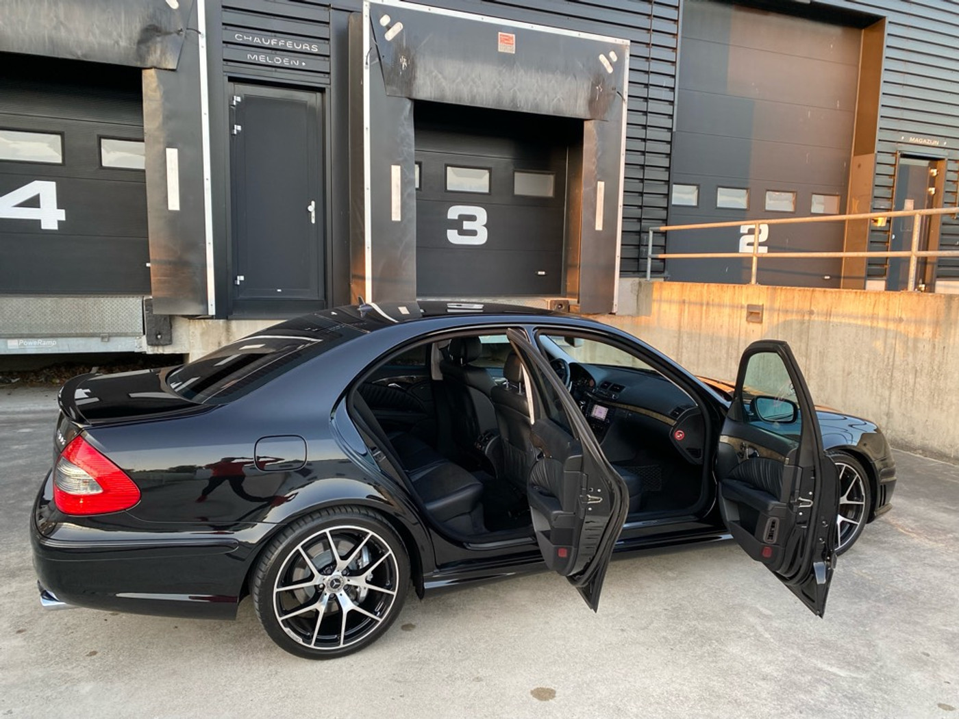 Foto van Mercedes-Benz E 63 AMG